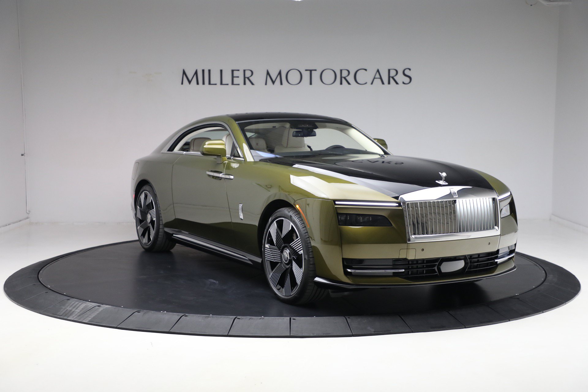 Certified 2025 Rolls-Royce Spectre w/ Spectre Launch Package AWD/4WD image 12