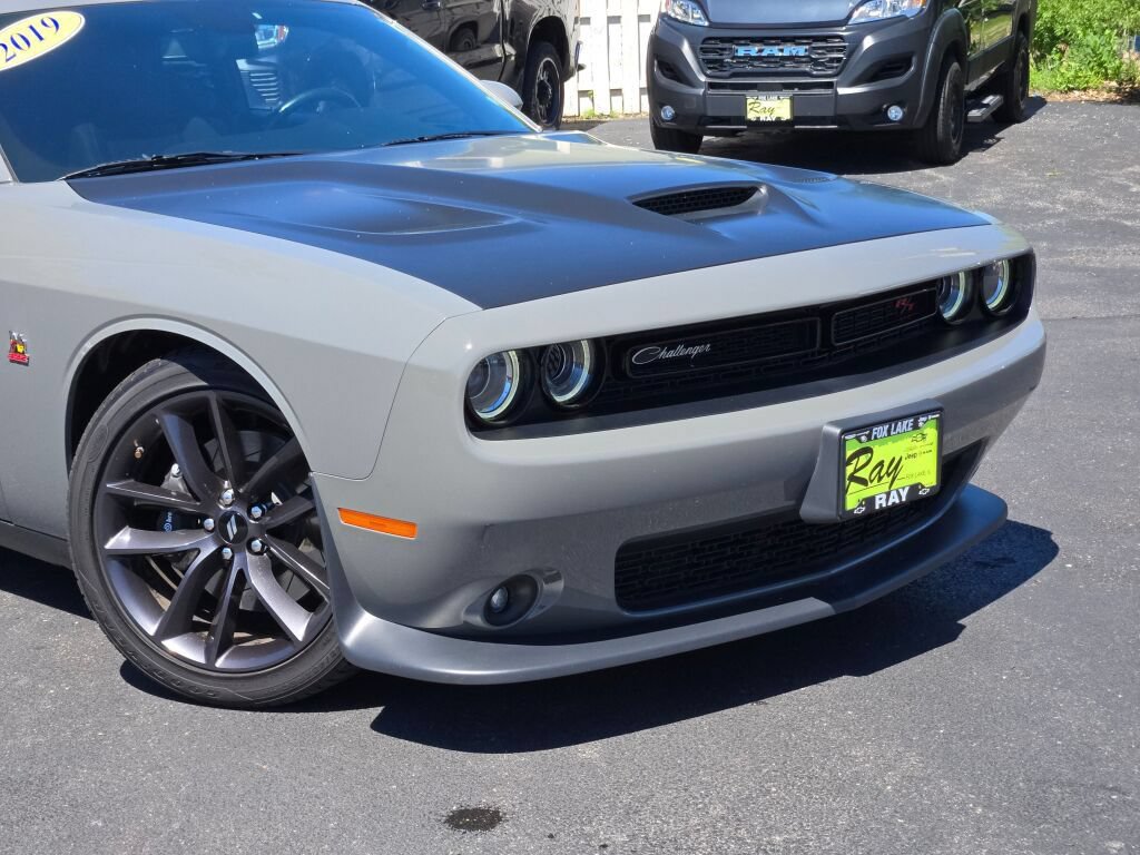 Certified 2019 Dodge Challenger R/T Scat Pack RWD image 2