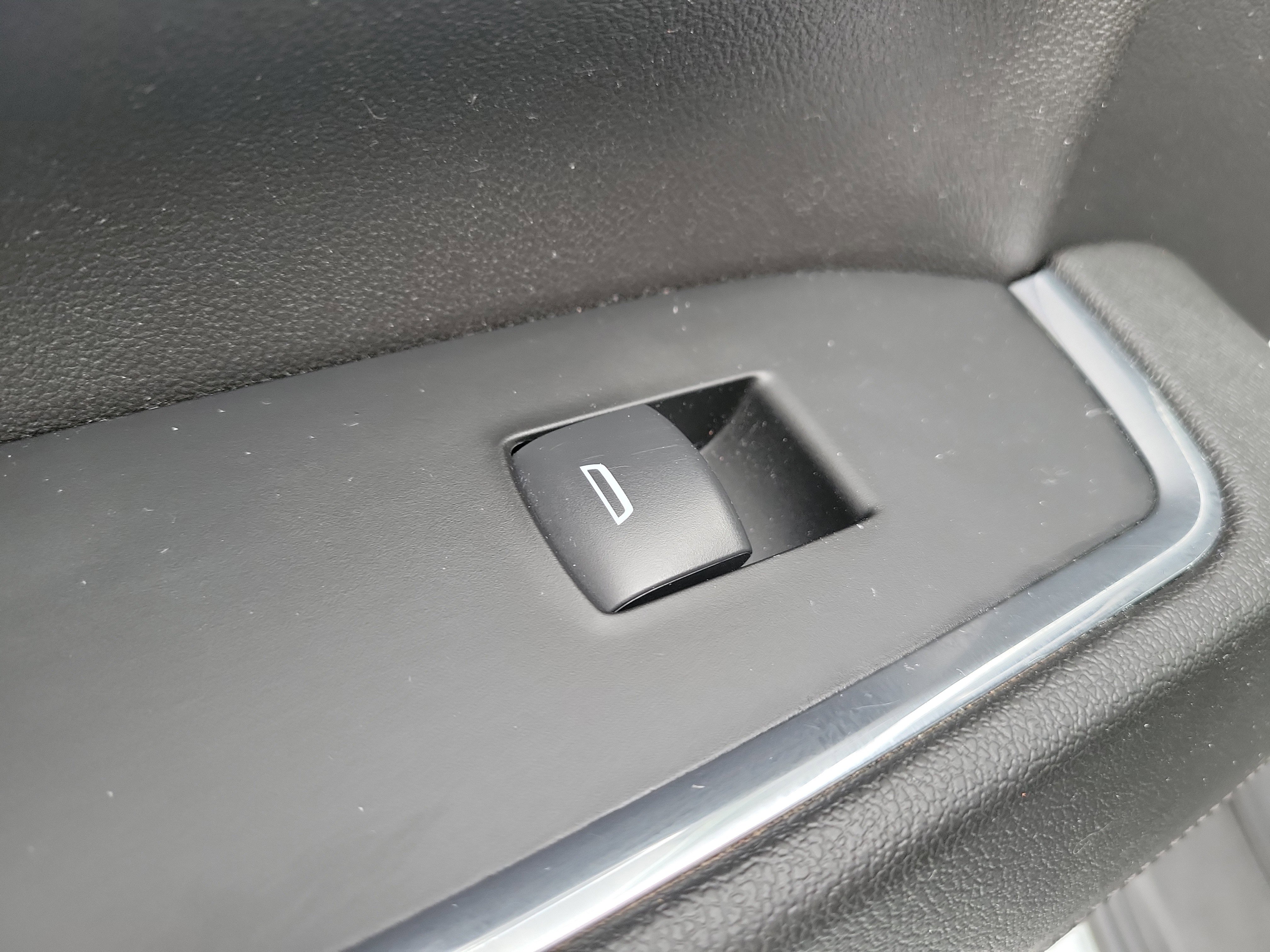 Used 2024 Chevrolet Silverado 2500 LT image 15