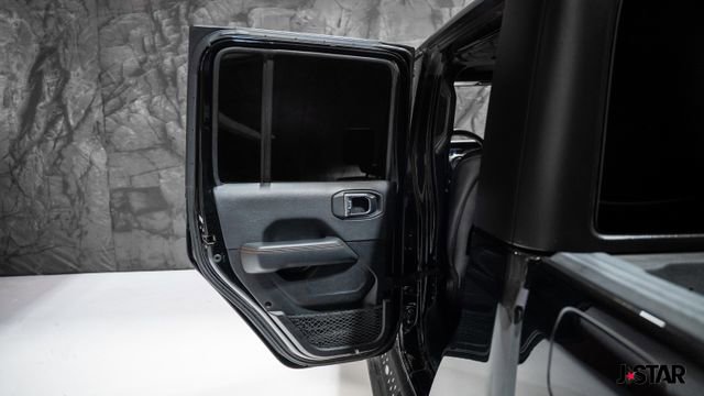 Used 2023 Jeep Gladiator Mojave w/ Trailer Tow Package image 9