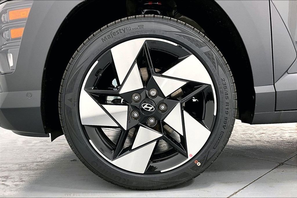 New 2026 Hyundai Kona Limited FWD image 30