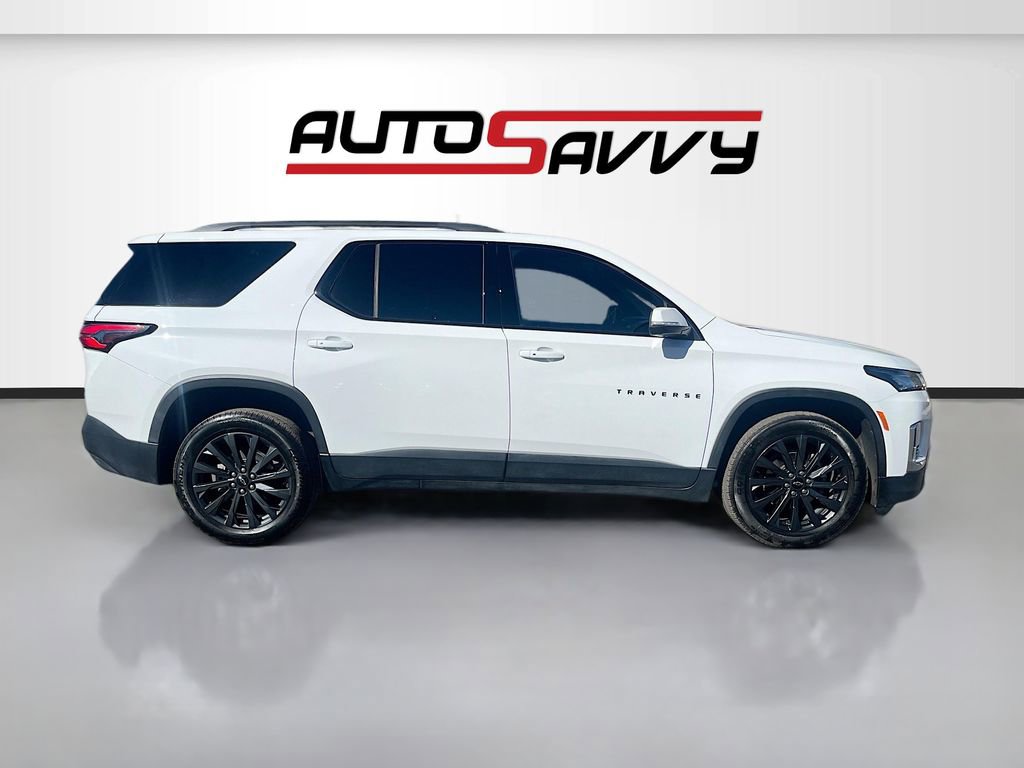 Used 2023 Chevrolet Traverse RS w/ LPO, Floor Liner Package FWD image 8