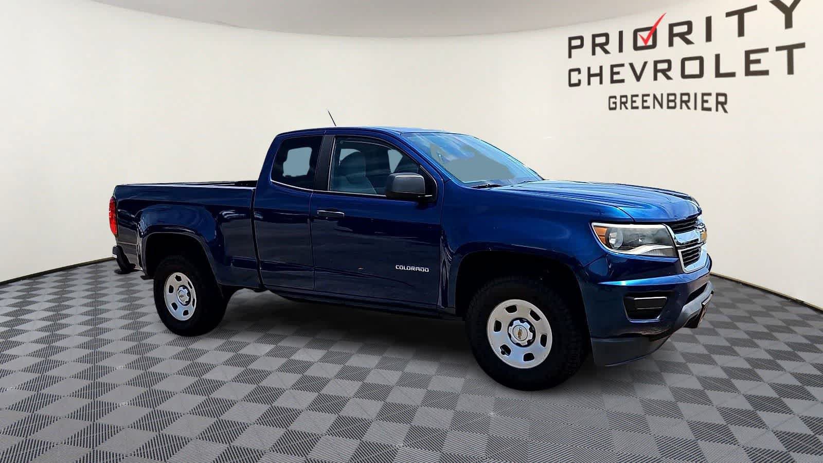 Used 2019 Chevrolet Colorado W/T RWD image 2
