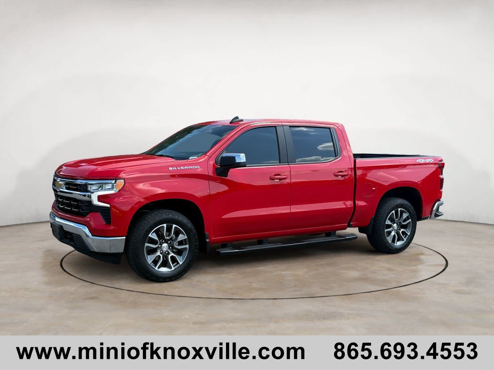 Used 2023 Chevrolet Silverado 1500 LT w/ Protection Package AWD/4WD image 7