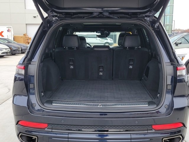 Used 2024 Jeep Grand Cherokee Summit w/ High Altitude Package image 17