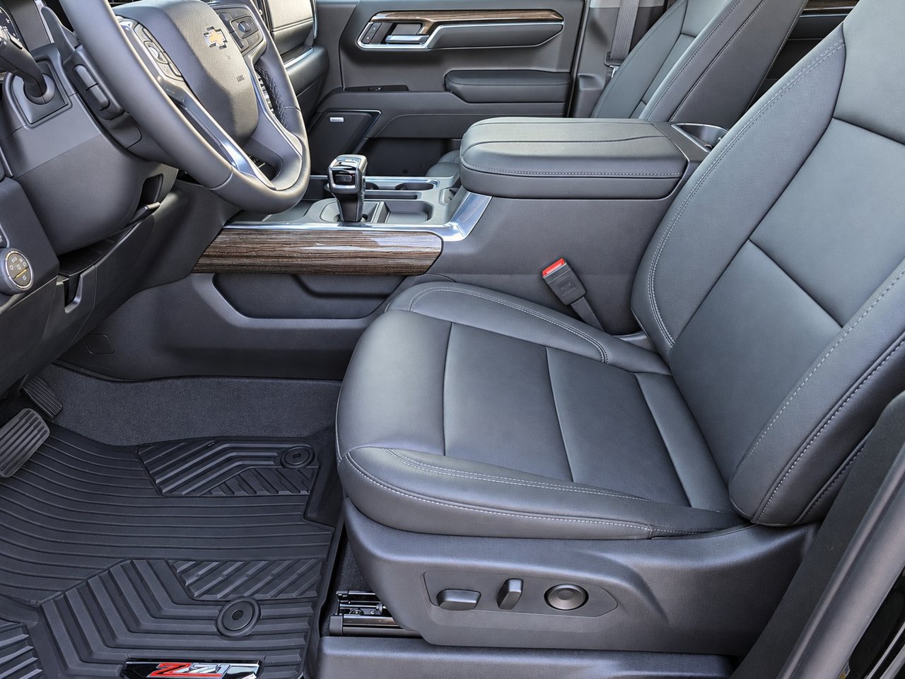 Certified 2026 Chevrolet Silverado 1500 LT Trail Boss w/ LT Trail Boss Premium Package AWD/4WD image 18