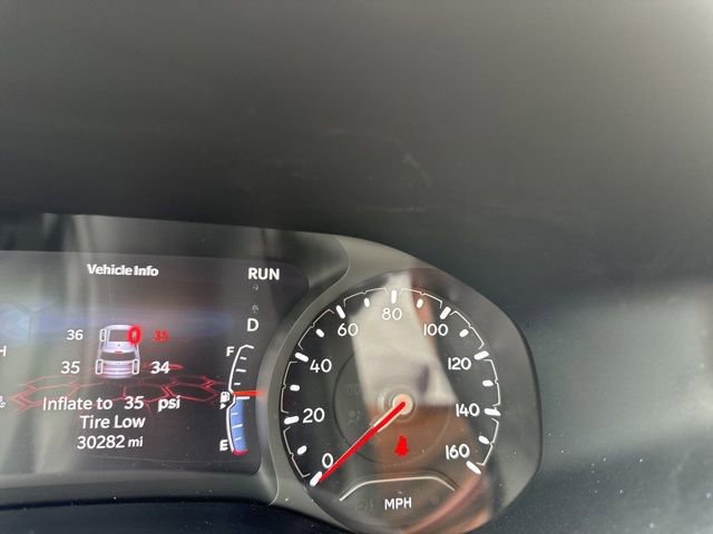 Used 2024 Jeep Compass Latitude image 32