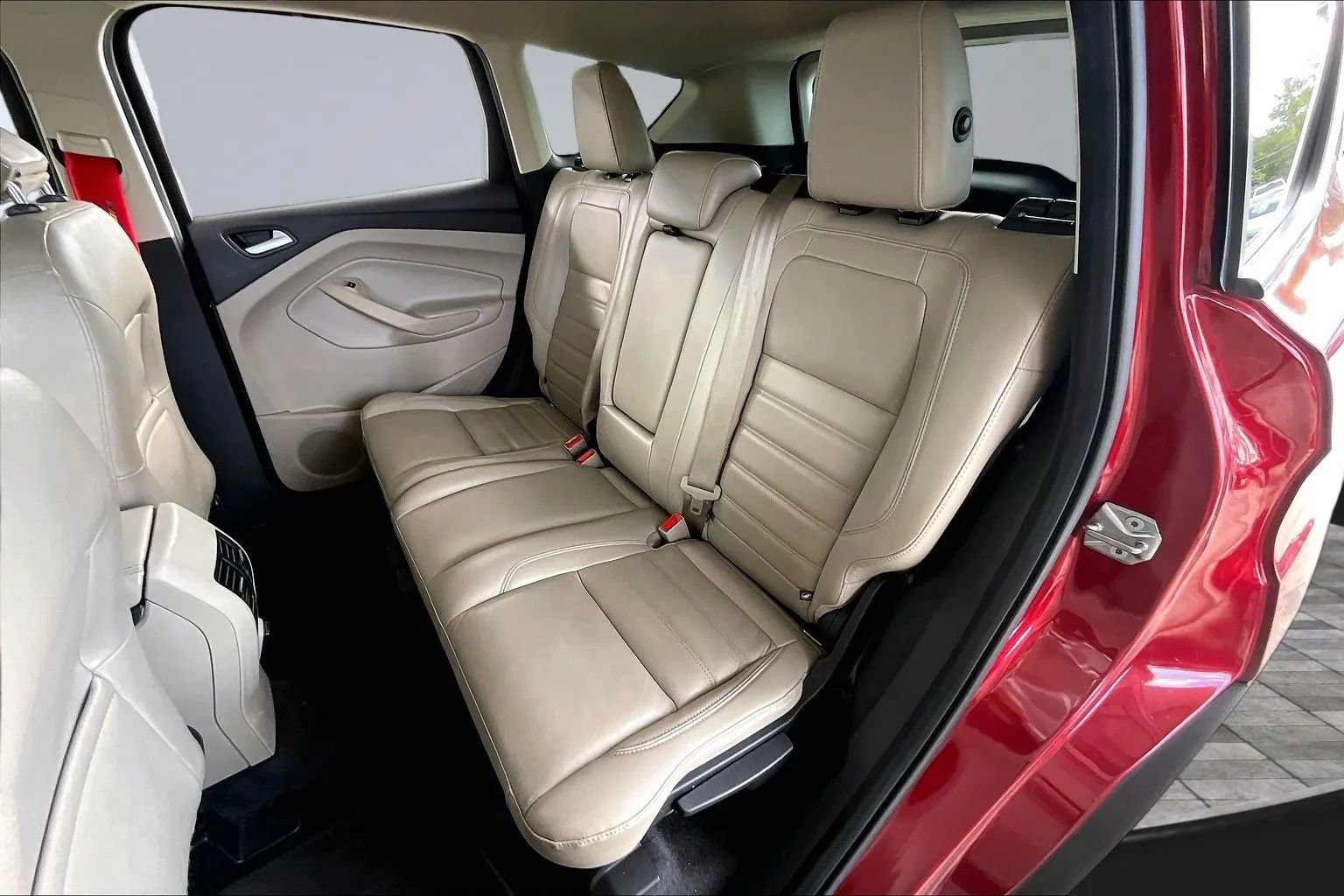 Used 2018 Ford Escape SEL FWD image 19