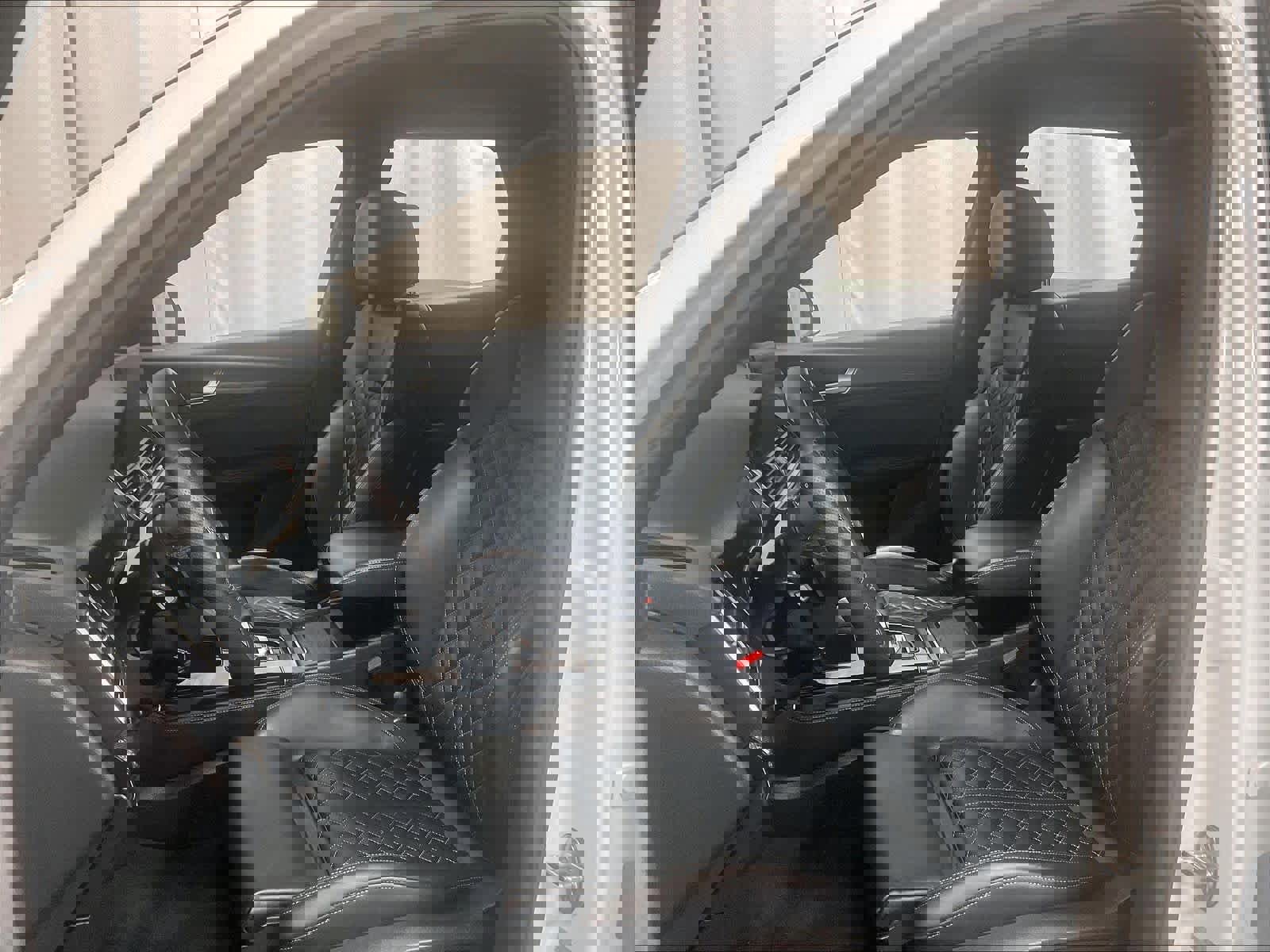 Used 2024 Audi SQ5 Prestige w/ Prestige Package image 10