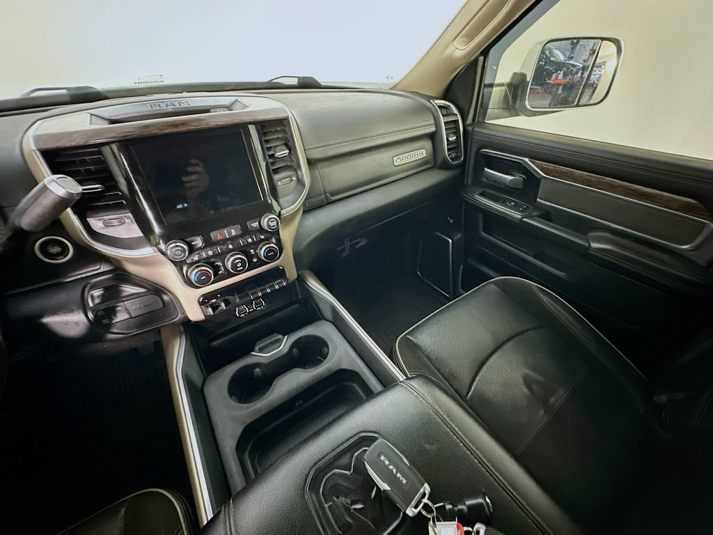 Used 2021 RAM 3500 Laramie AWD/4WD image 11