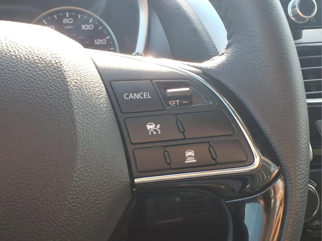 Used 2025 Mitsubishi Eclipse Cross AWD image 16