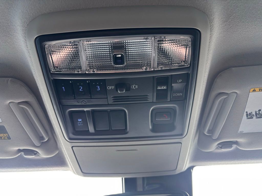 Used 2024 Toyota 4Runner SR5 Premium w/ Moonroof Package RWD image 27
