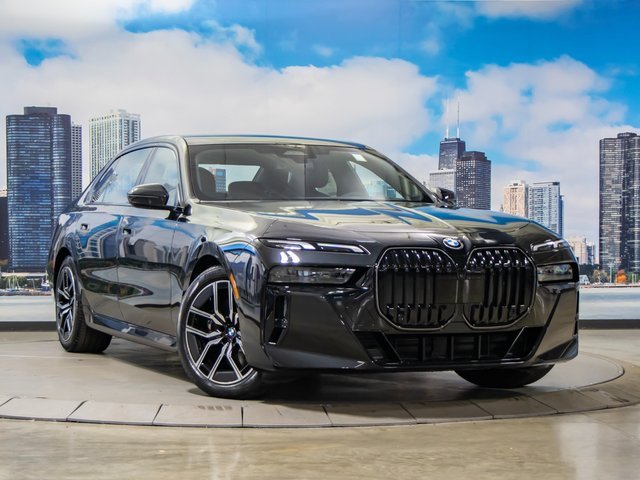Used 2025 BMW 740i xDrive w/ Premium Package