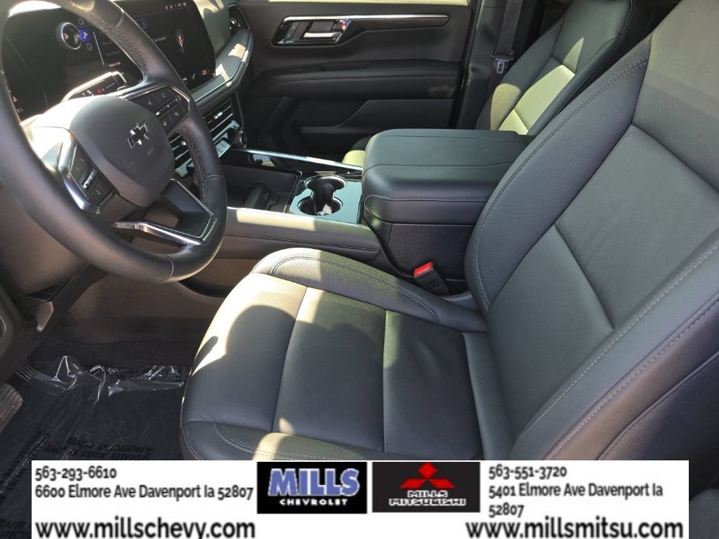 Used 2025 Chevrolet Tahoe Z71 w/ Z71 Off-Road Package AWD/4WD image 13