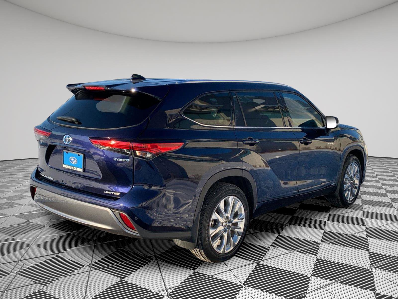 Used 2021 Toyota Highlander Limited image 11