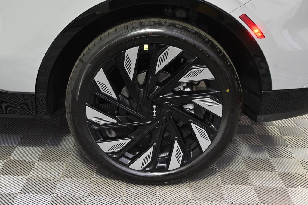 New 2026 Lincoln Nautilus Reserve AWD/4WD image 20
