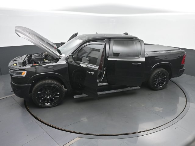 Used 2025 RAM 1500 Limited AWD/4WD image 56