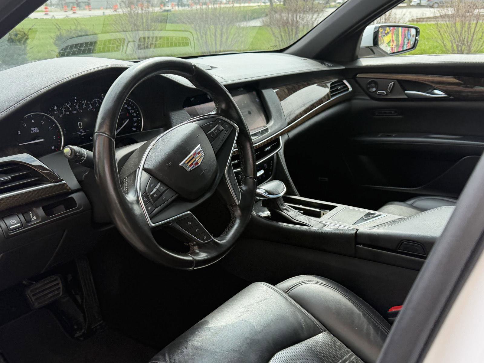 Used 2018 Cadillac CT6 Luxury image 8