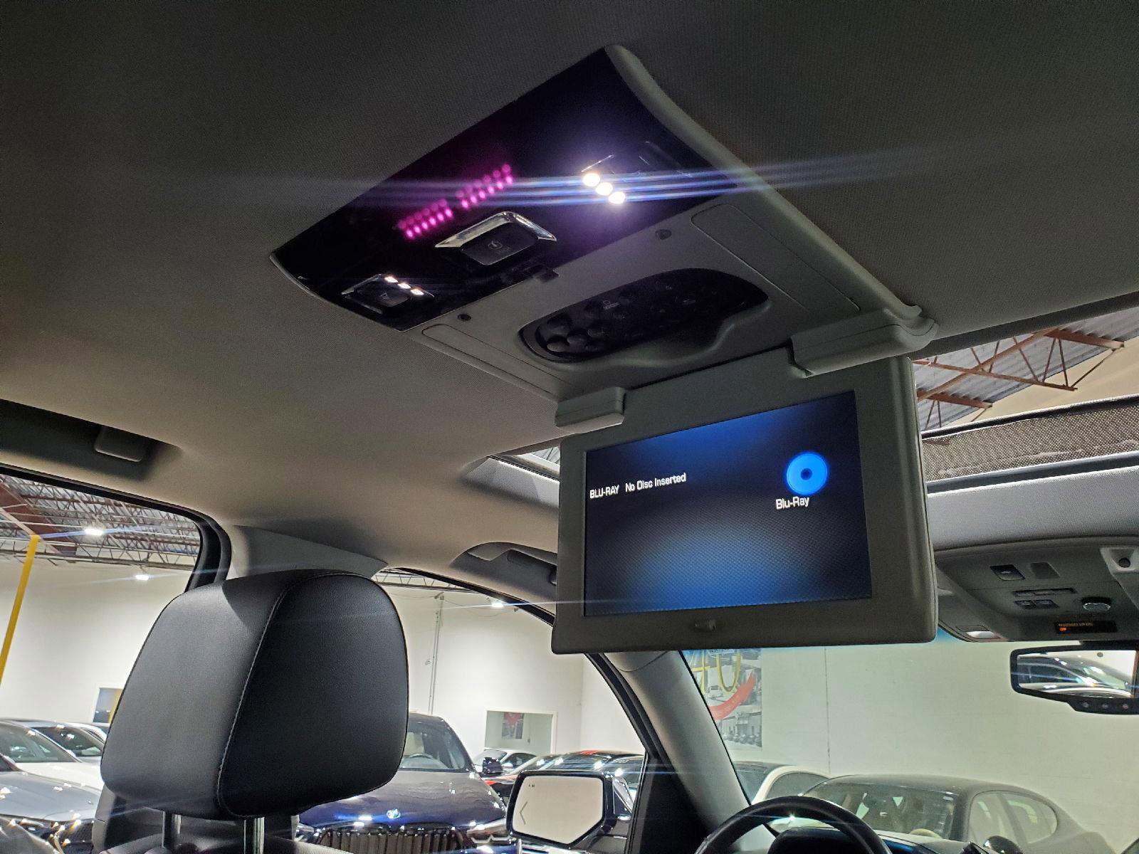 Used 2015 Chevrolet Suburban LTZ image 23