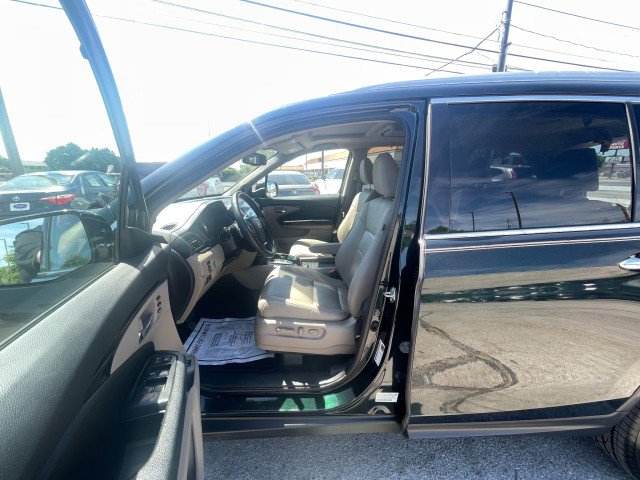 Used 2017 Honda Pilot Touring image 10