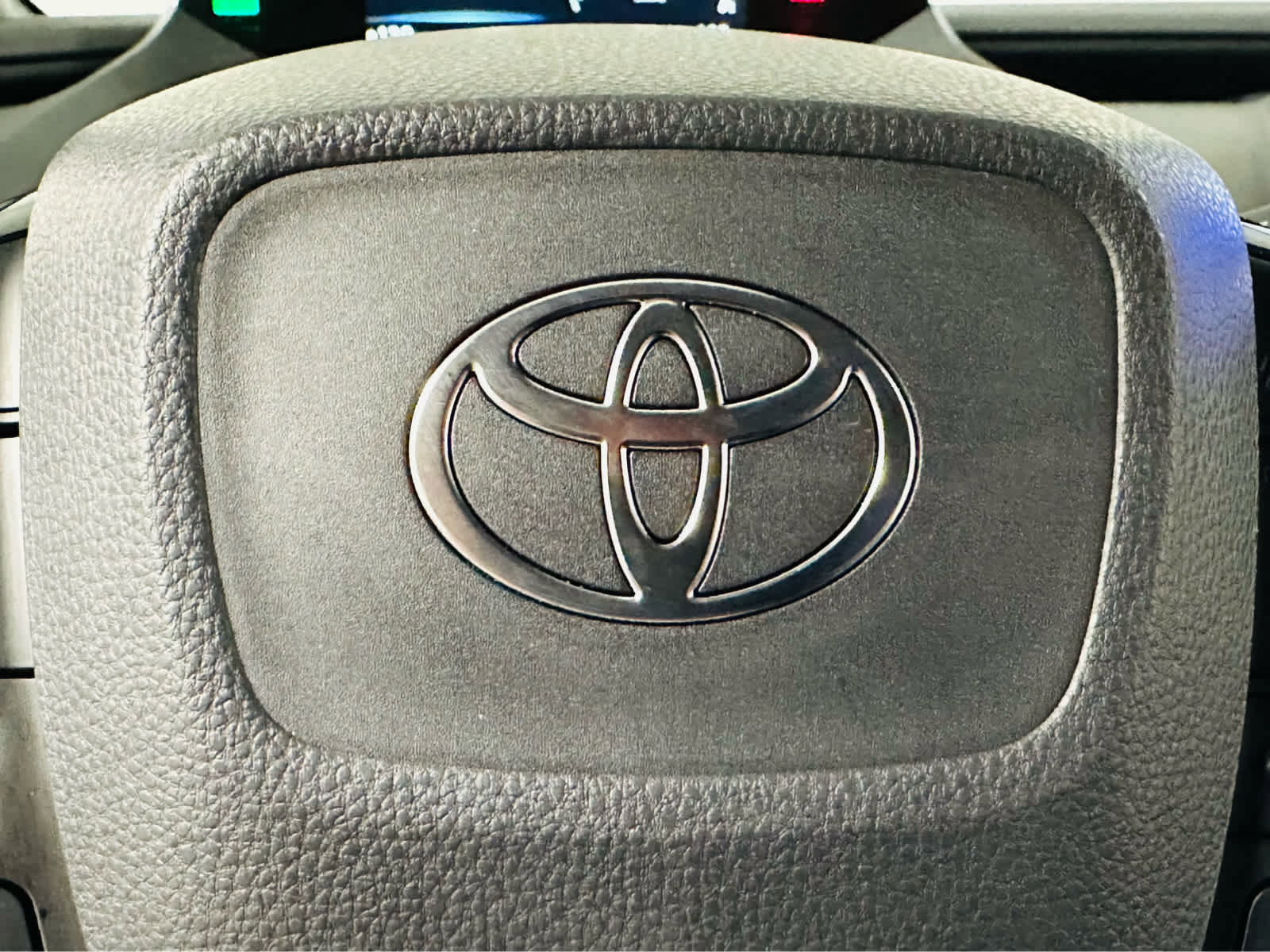 Used 2024 Toyota Prius Limited image 14