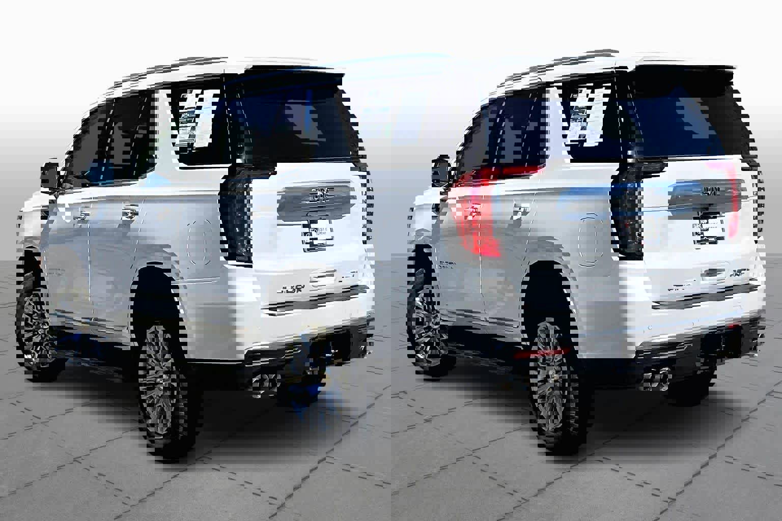 Used 2024 GMC Yukon Denali image 11