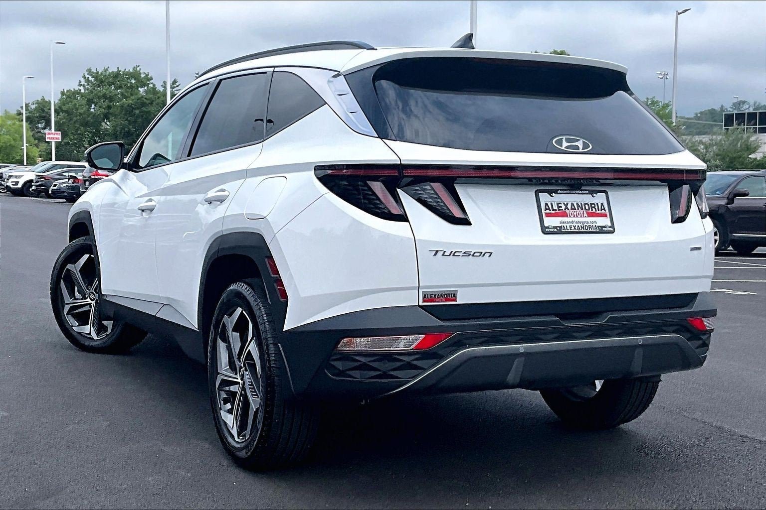 Used 2023 Hyundai Tucson Limited AWD/4WD image 10