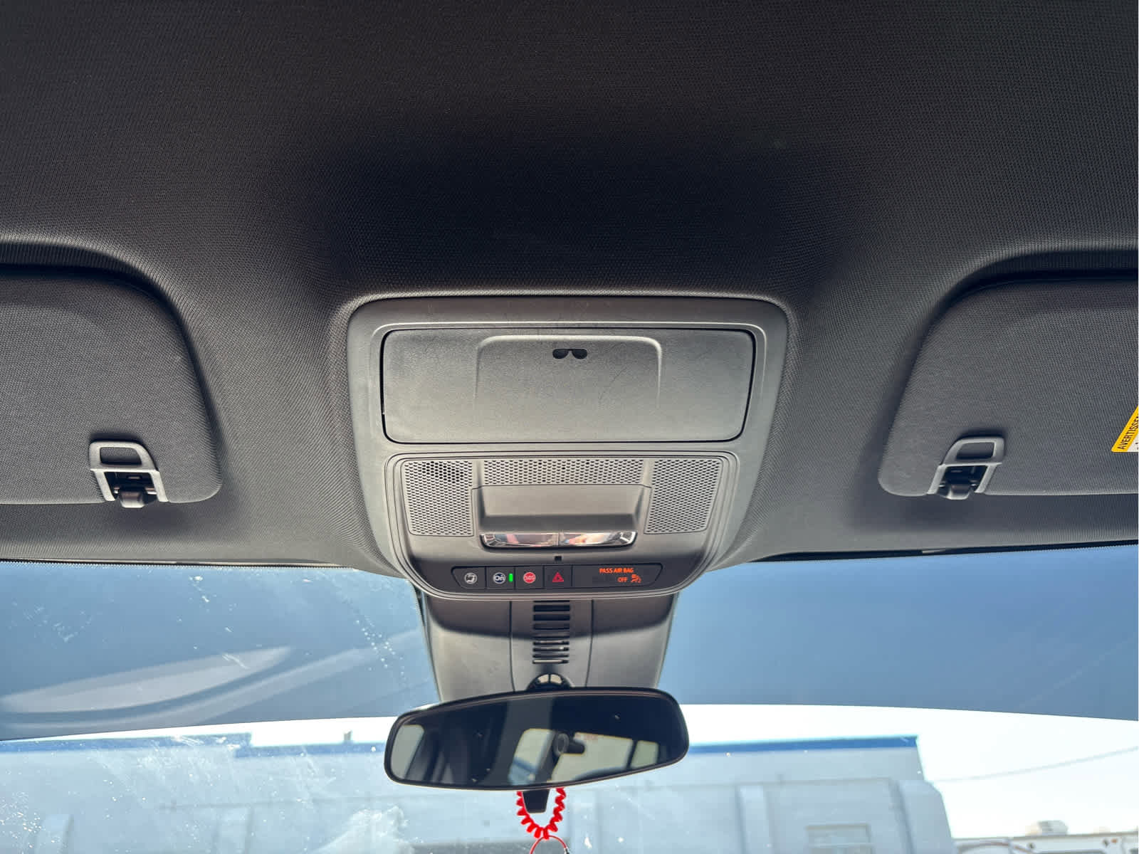 Used 2025 Chevrolet Traverse LT w/ Driver Confidence Package image 20