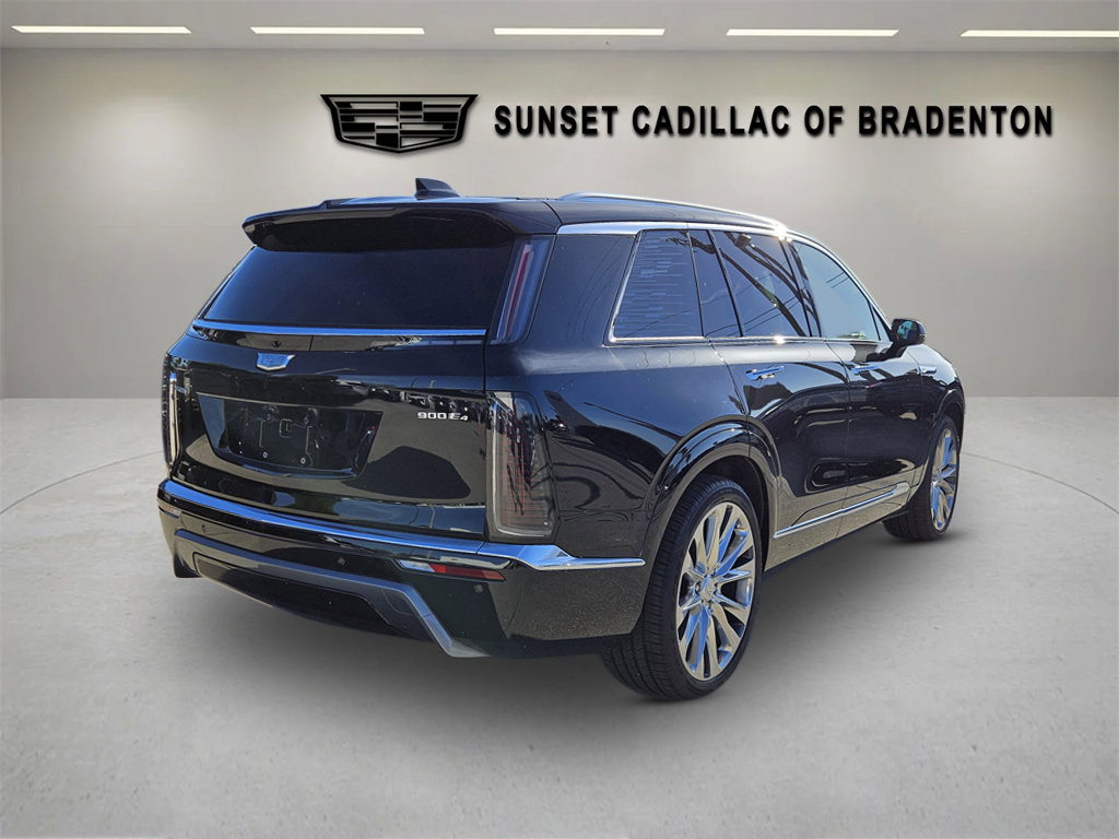 New 2026 Cadillac Vistiq Premium Luxury w/ LPO, Floor Liner Package image 7