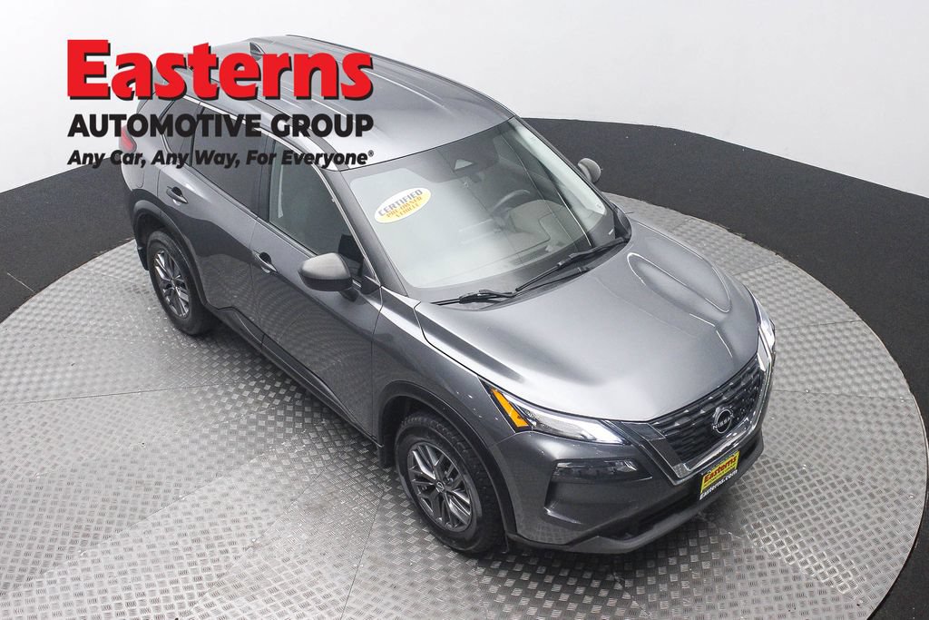Used 2023 Nissan Rogue S AWD/4WD image 3