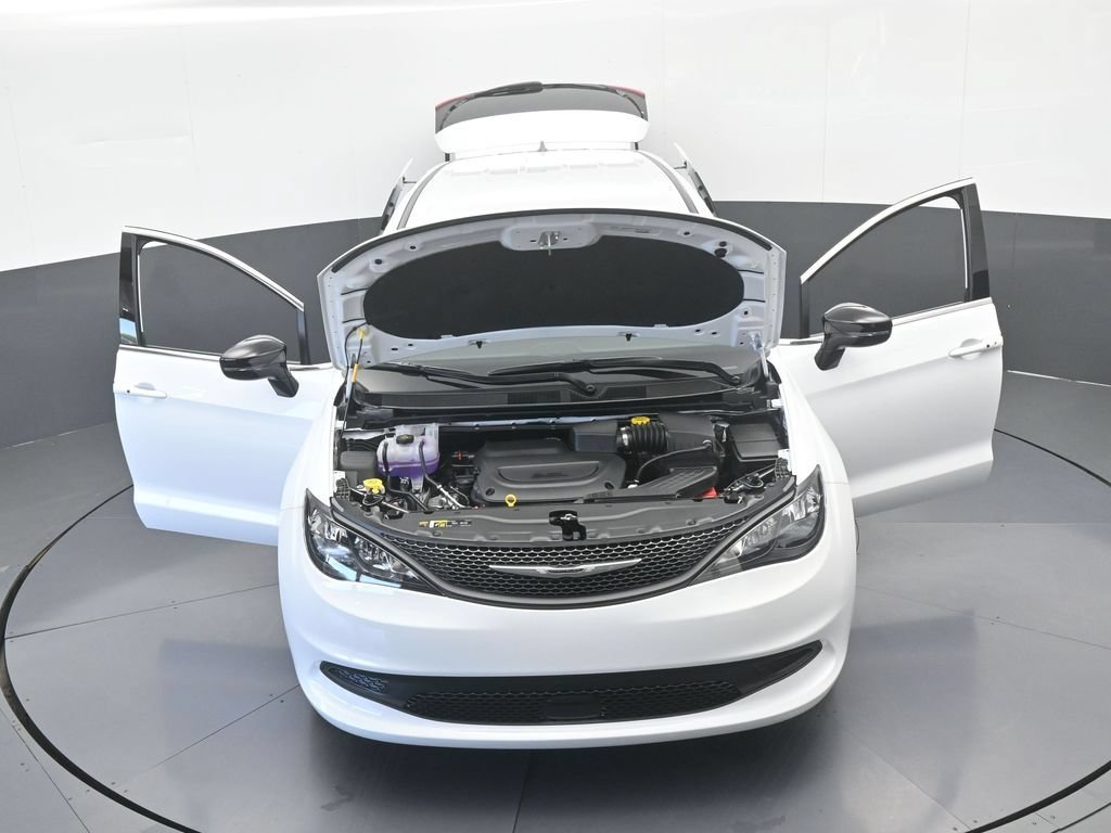 New 2026 Chrysler Voyager LX FWD image 67