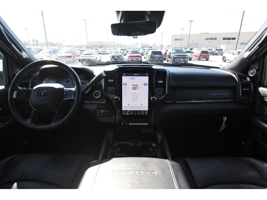 Used 2024 RAM 3500 Limited image 12