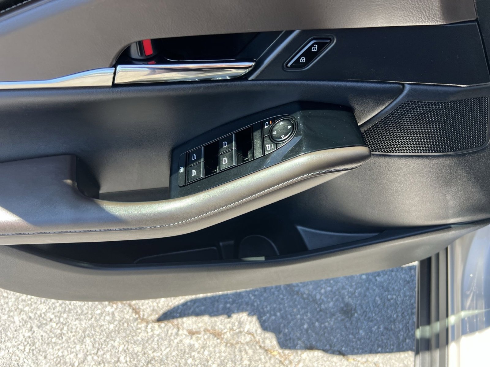 Used 2023 MAZDA CX-30 AWD 2.5 S w/ Premium Package image 15