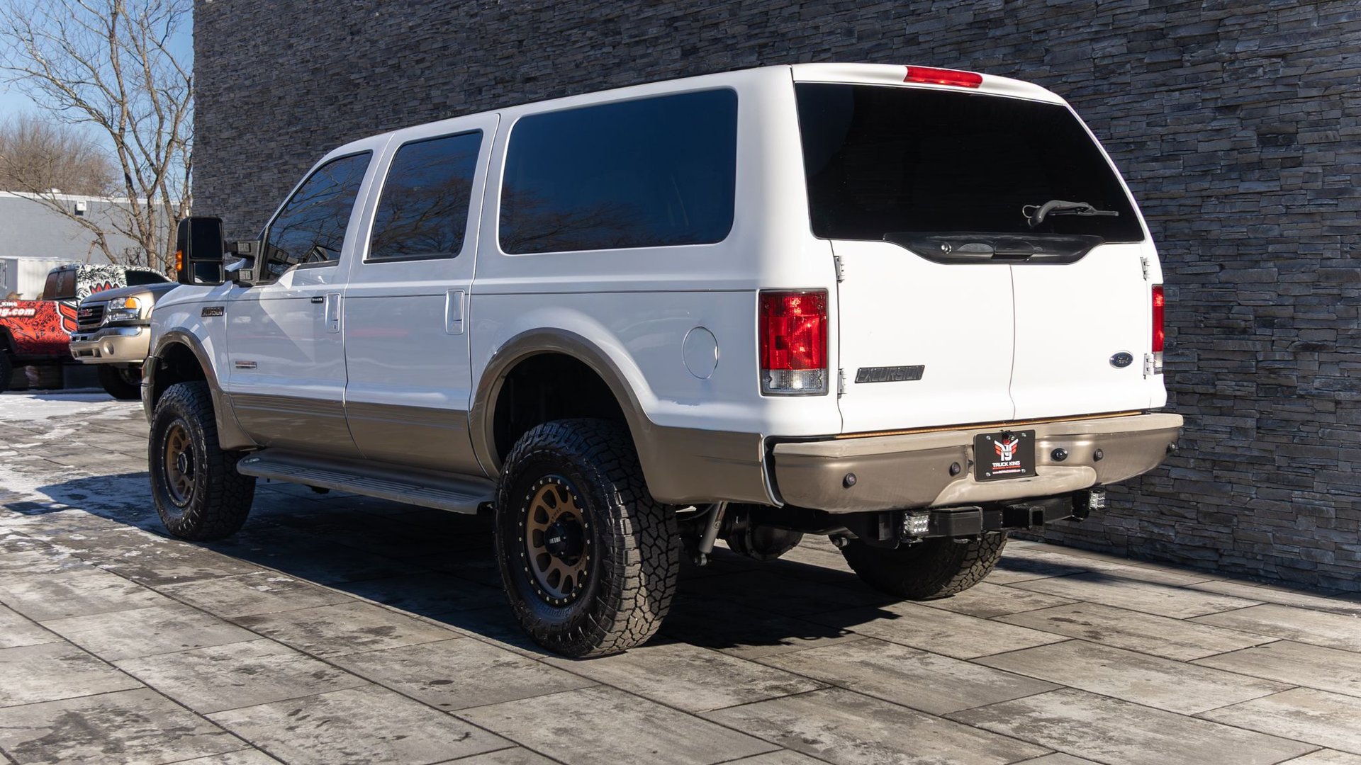 Used 2005 Ford Excursion Eddie Bauer image 13