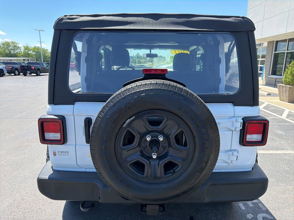 Used 2021 Jeep Wrangler Sport AWD/4WD image 4