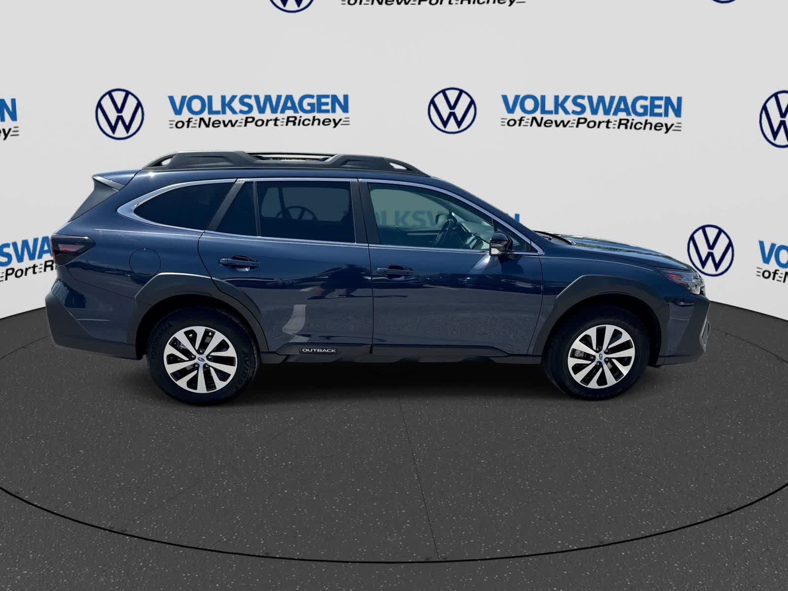 Used 2025 Subaru Outback Premium AWD/4WD image 15