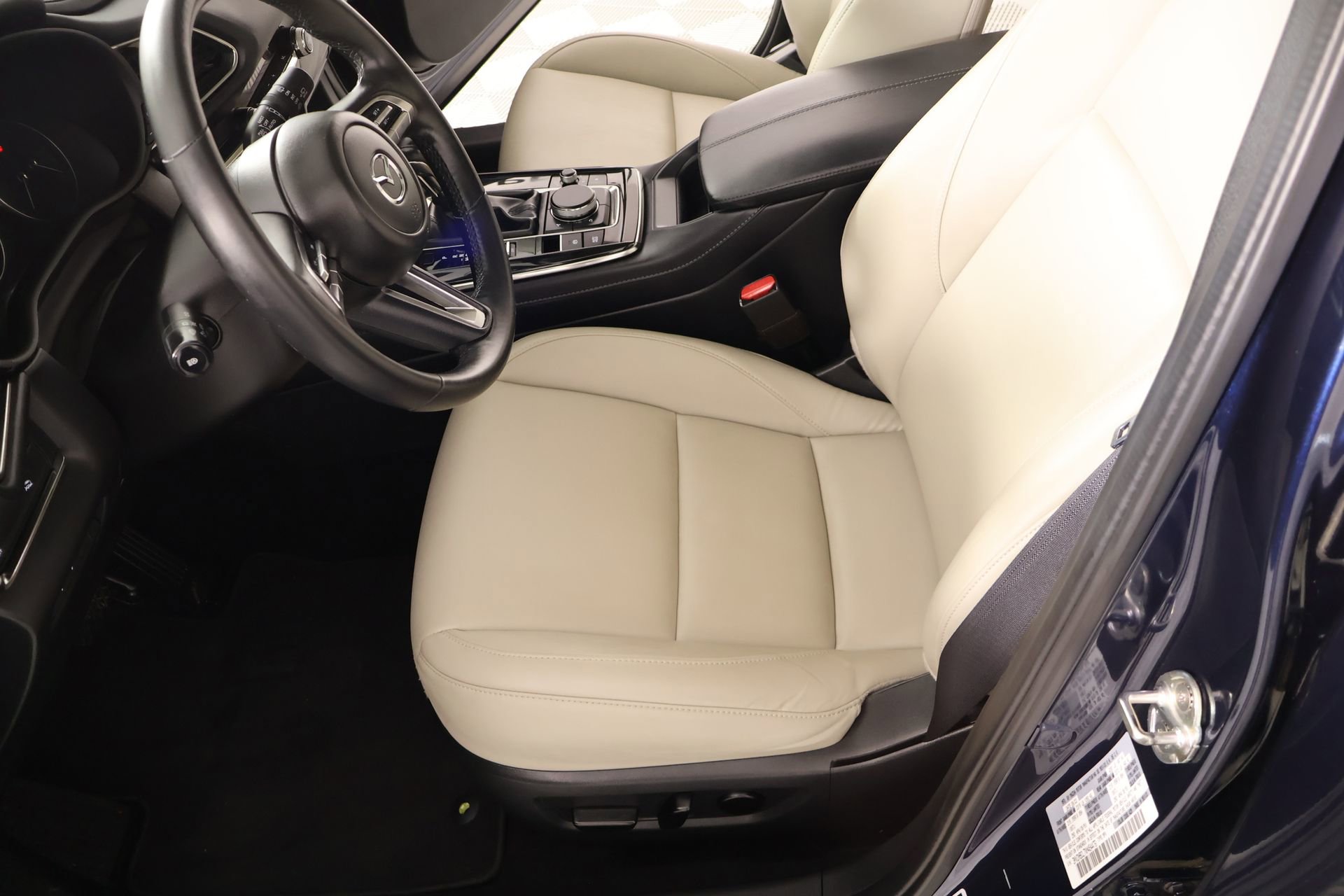 Used 2022 MAZDA CX-30 AWD 2.5 S w/ Preferred Package image 11