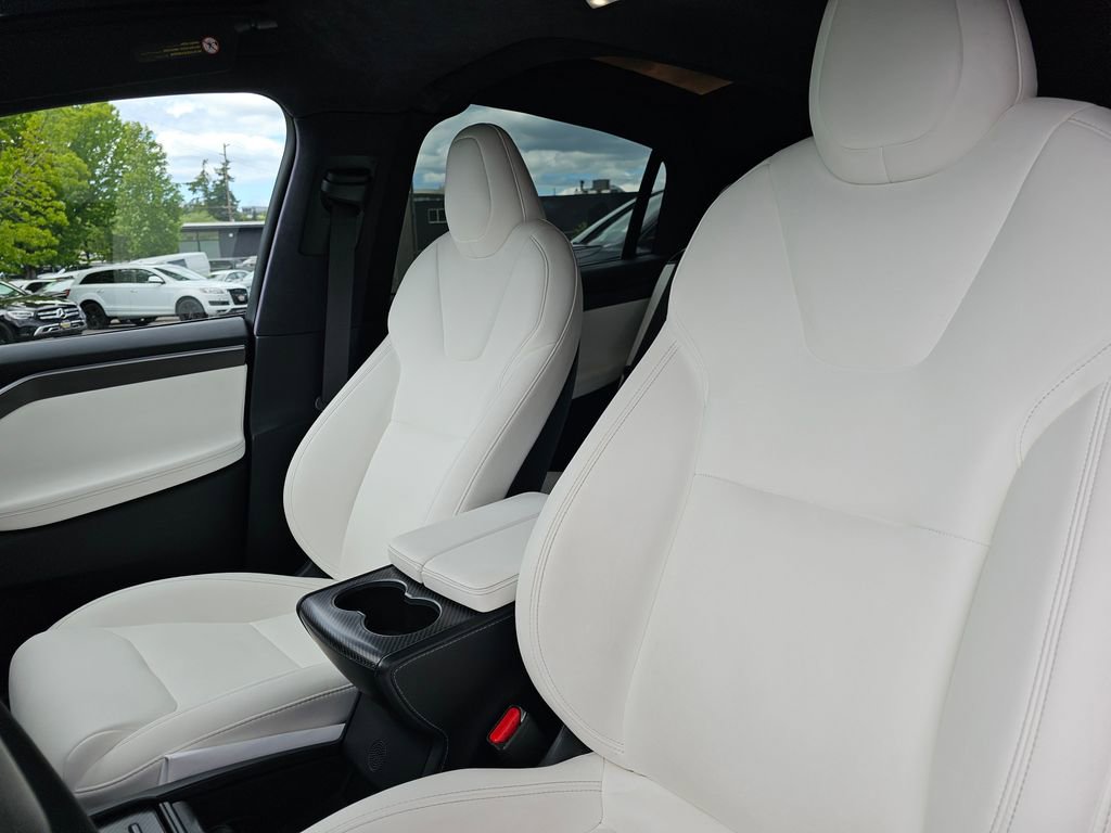 Used 2020 Tesla Model X Performance image 25