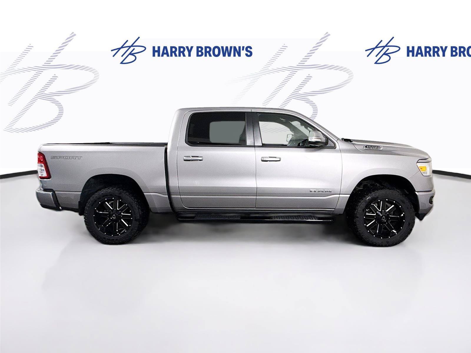 Used 2022 RAM 1500 Big Horn AWD/4WD image 29