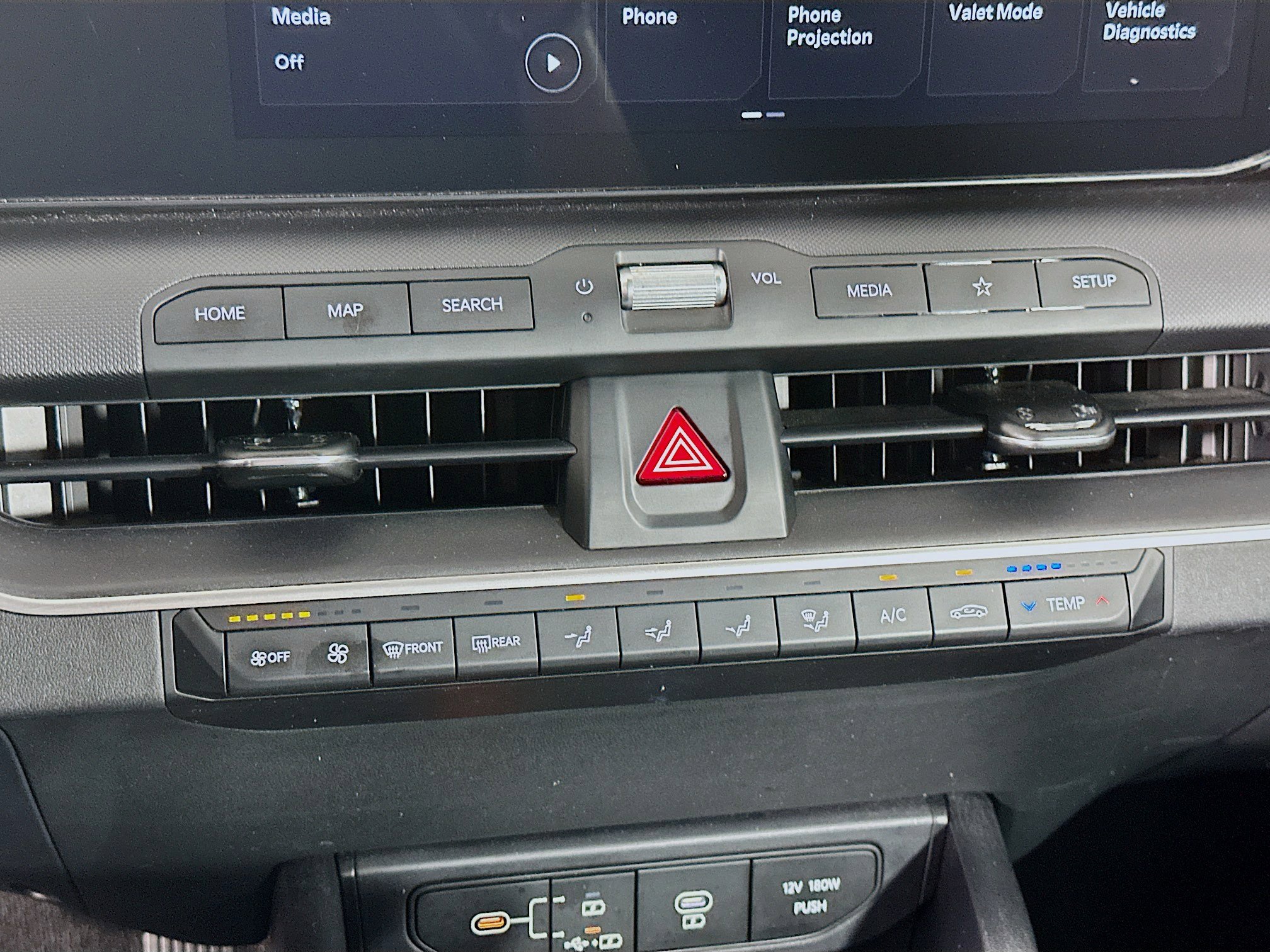 Used 2025 Kia K4 LXS image 24