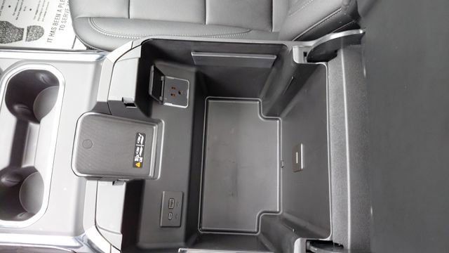 Used 2025 Chevrolet Silverado 2500 LTZ w/ LTZ Premium Package image 21