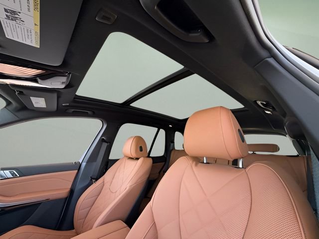New 2026 BMW X5 xDrive40i w/ Premium Package AWD/4WD image 17