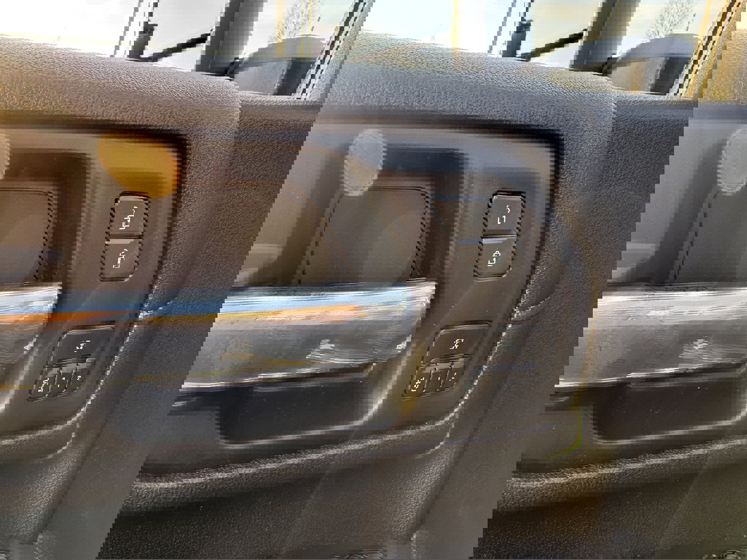 Used 2021 GMC Sierra 2500 Denali w/ Denali Ultimate Package image 14