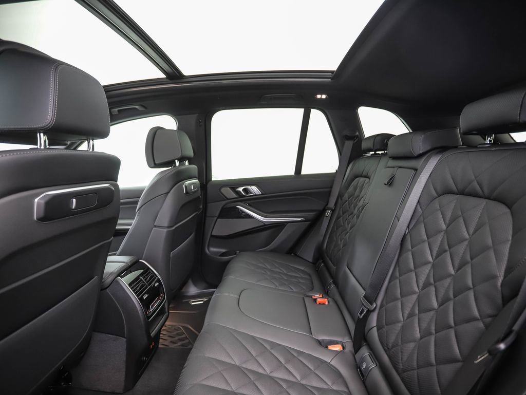 New 2026 BMW X5 xDrive40i w/ M Sport Package image 22