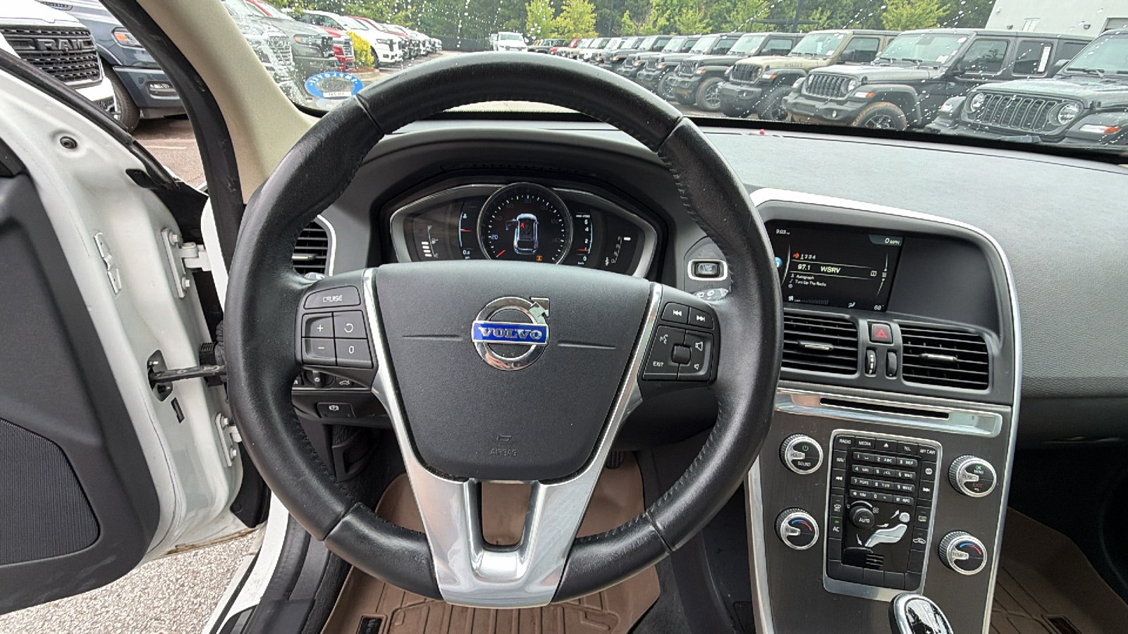 Used 2016 Volvo XC60 T5 Premier AWD/4WD image 28