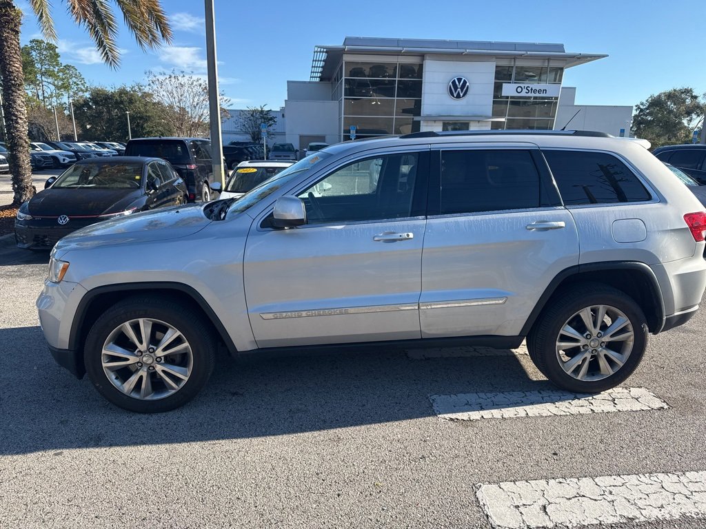 Used 2013 Jeep Grand Cherokee Laredo image 14