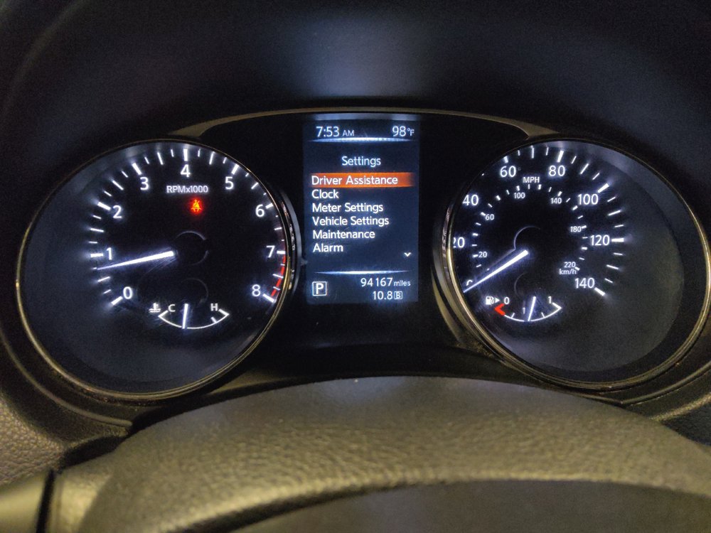 Used 2016 Nissan Rogue SV FWD image 23