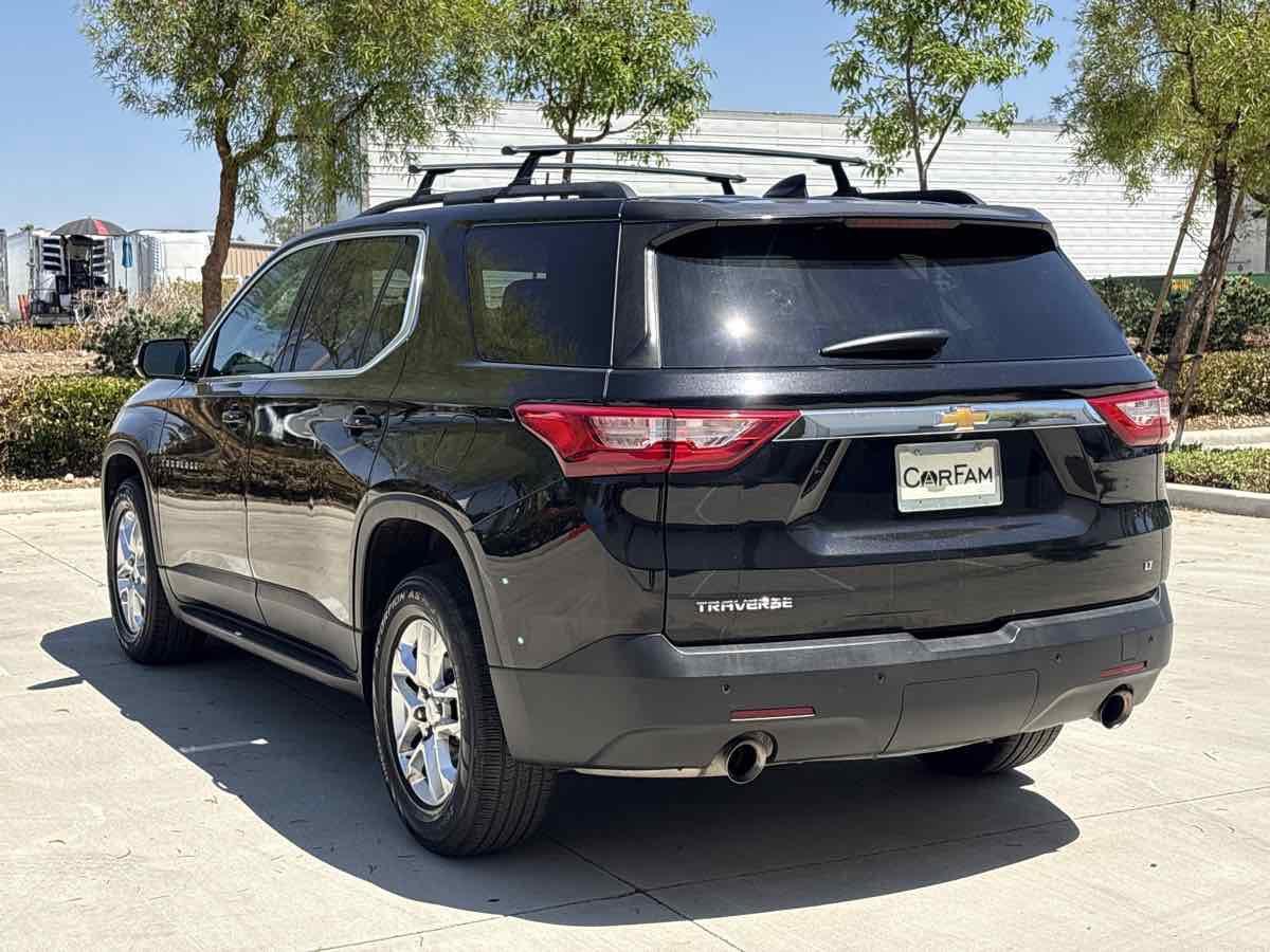 Used 2019 Chevrolet Traverse LT FWD image 5