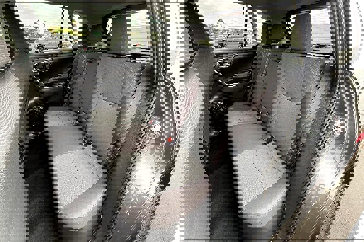 Used 2024 Toyota RAV4 XLE image 17
