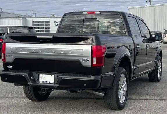 Used 2019 Ford F150 Platinum w/ Max Trailer Tow Package image 5